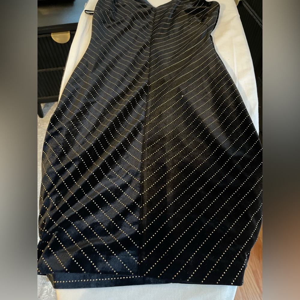 Black and gold dress sleeveless